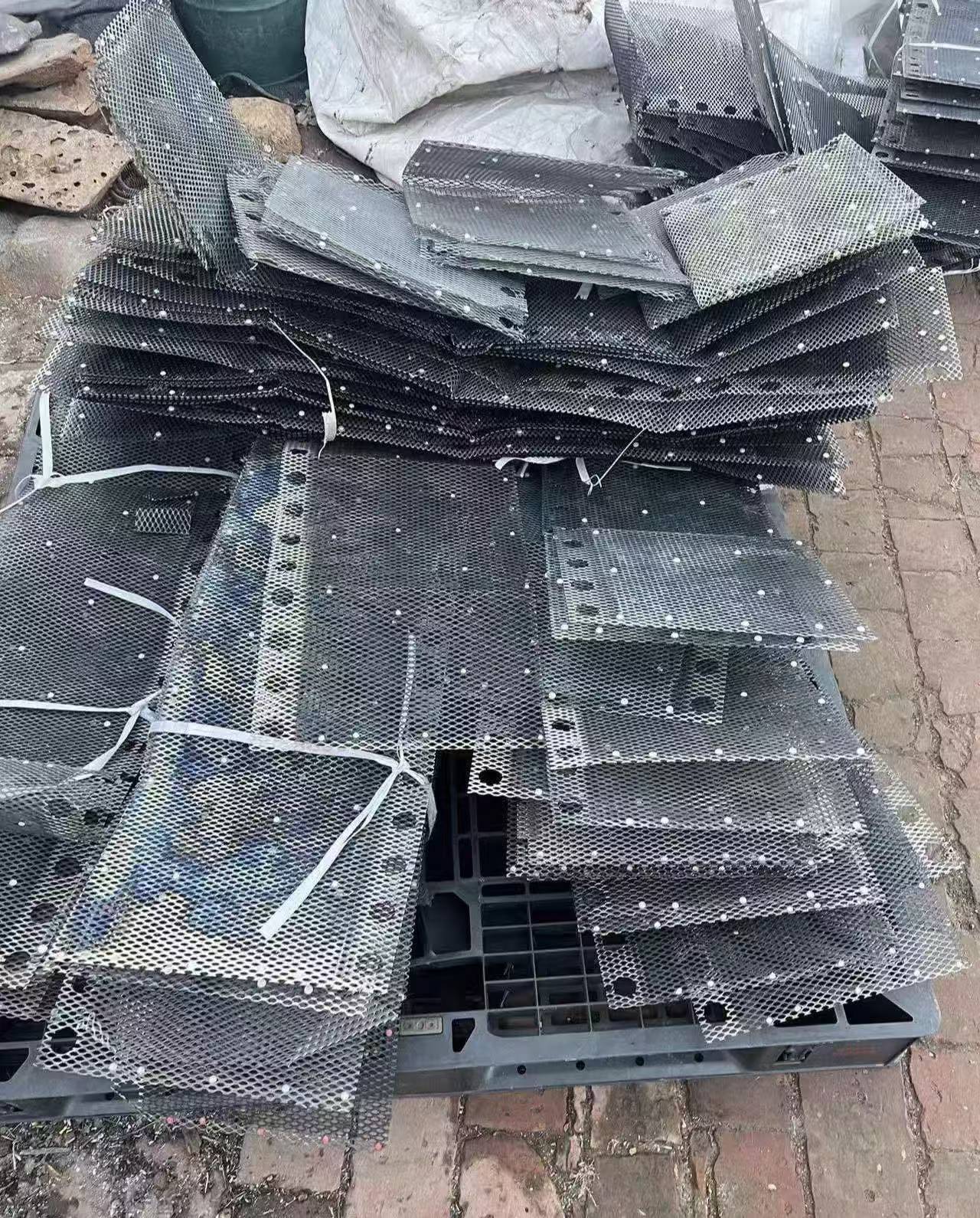 Industrial titanium mesh & PGM materials